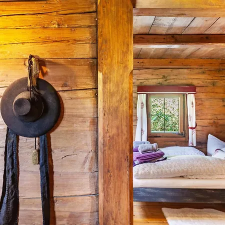 Altes Totschenhaeusl Am Ziller 度假居 *