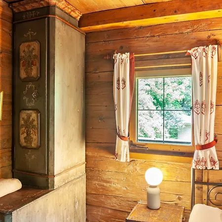 Semesterbostad Altes Totschenhaeusl Am Ziller