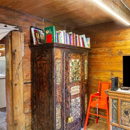 Altes Totschenhaeusl Am Ziller *