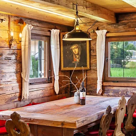 Semesterbostad Altes Totschenhaeusl Am Ziller *