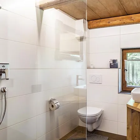 Altes Totschenhaeusl Am Ziller